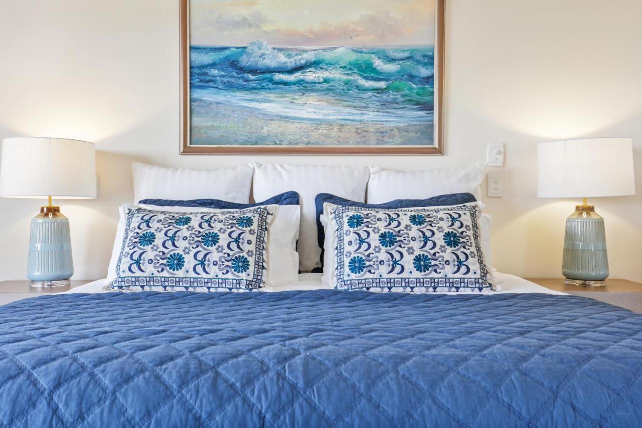 Clifftop Hotel 4*